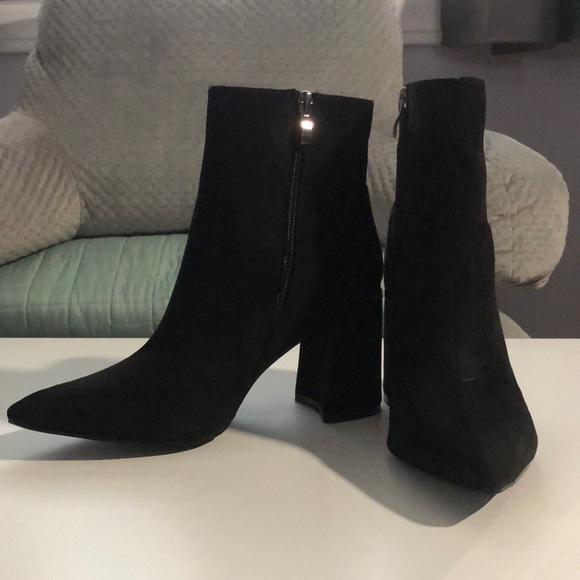 Boohoo Black Block Heel Sock Boots 3 2